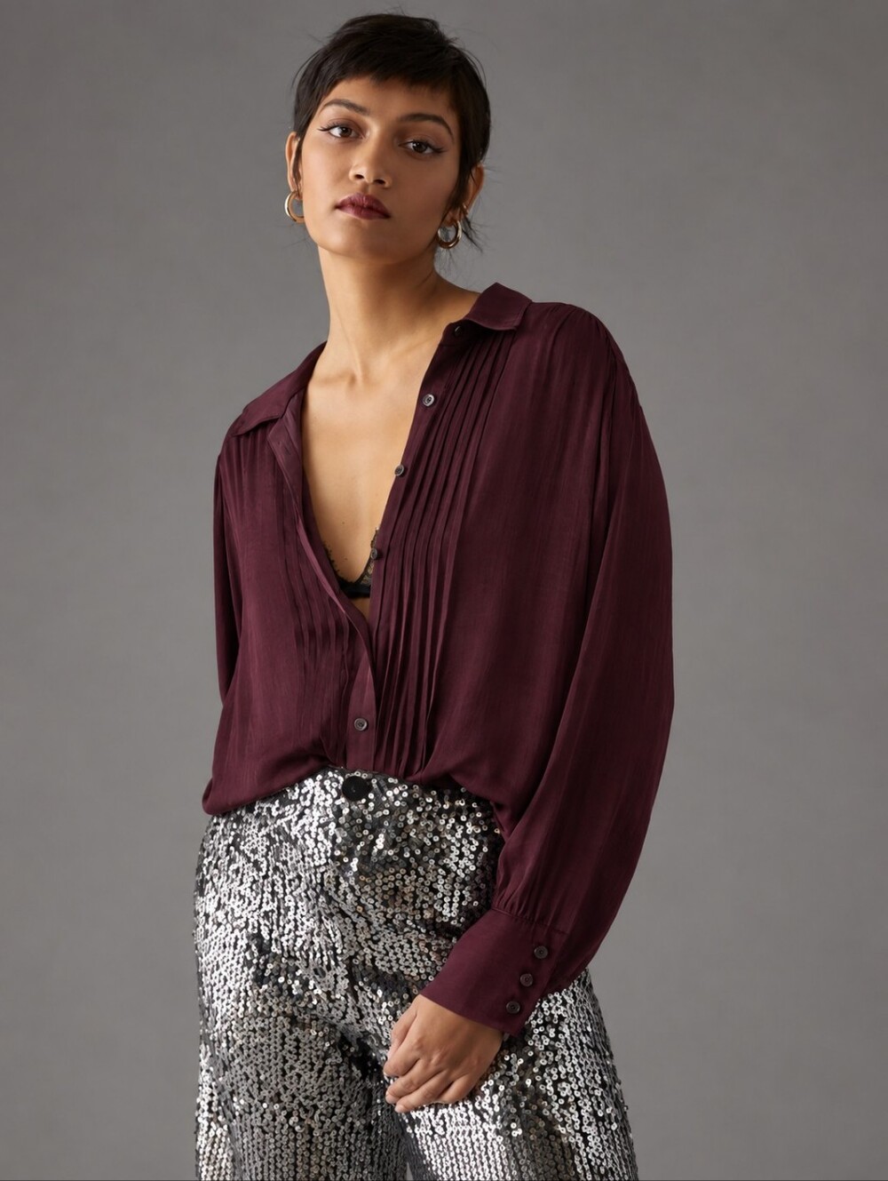 ANTHROPOLOGIE BURGUNDY PLEATED SATIN TUXEDO BUTTON DOWN BLOUSE SZ L